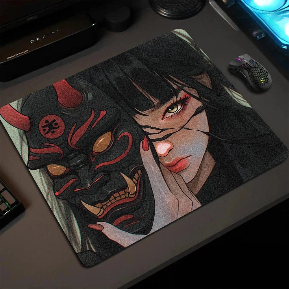 Tapis de souris gamer Femme et Masque Oni Noir & Rouge