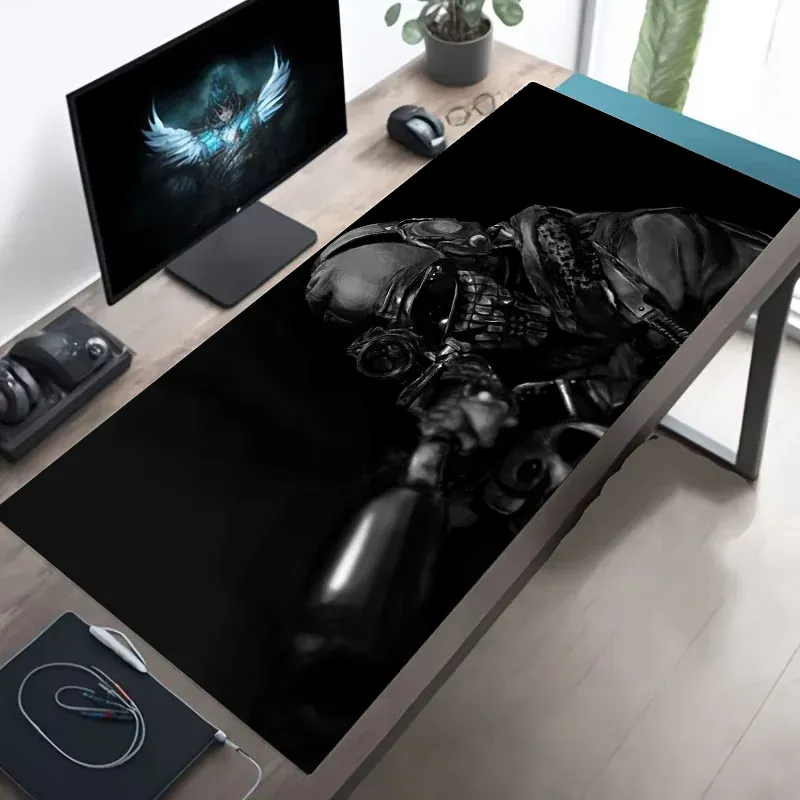 Tapis de souris XXL Gamer Soldat Masqué Noir Intense | Tapis de souris Store® 300x600x2MM