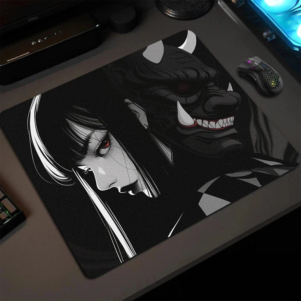 Tapis de souris gamer Regard Sombre et Masque Oni Noir